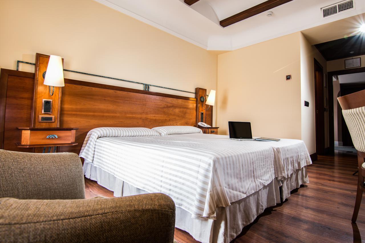 Hotel Abades Guadix Luaran gambar